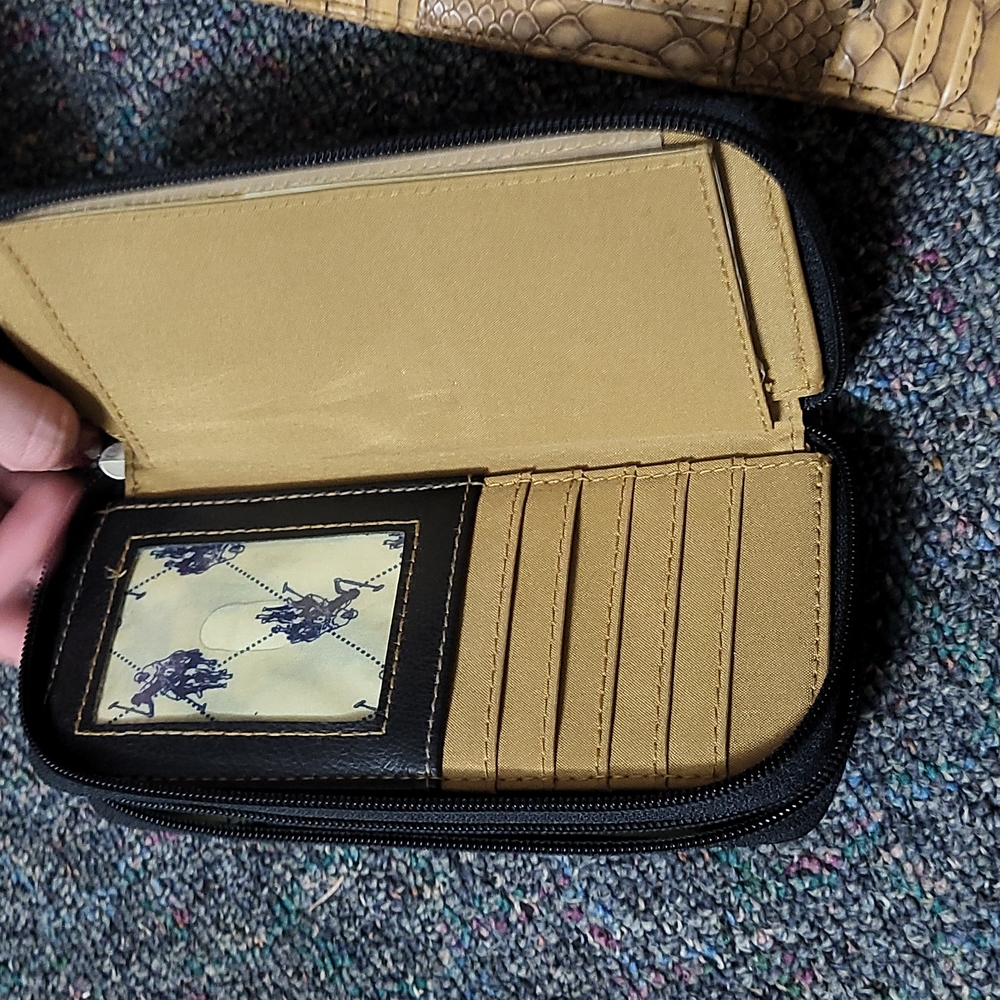 Bundle of wallets - Picture 3 of 5